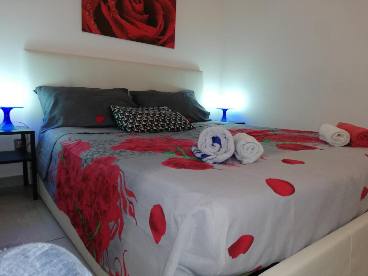 Home&Sharm Reitani Катания Экстерьер фото