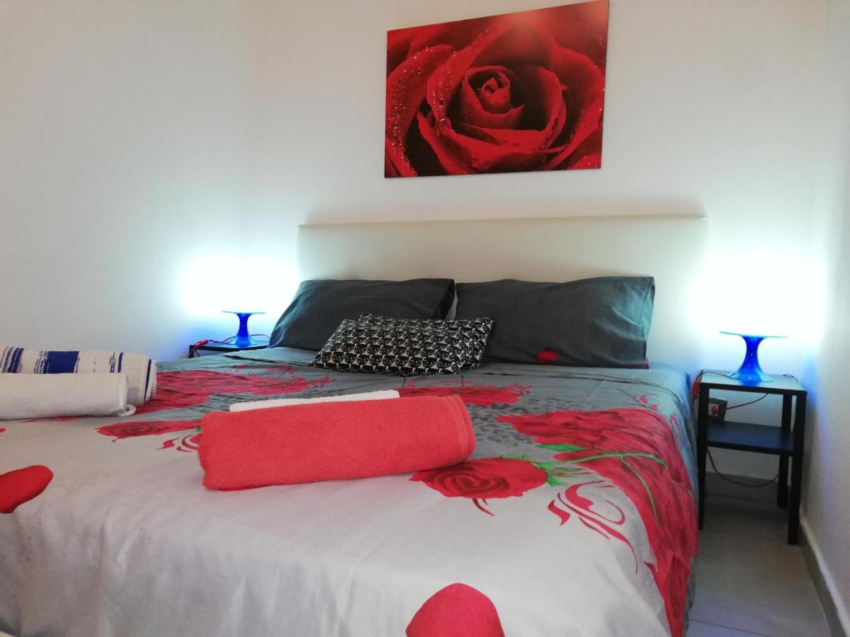 Home&Sharm Reitani Катания Экстерьер фото